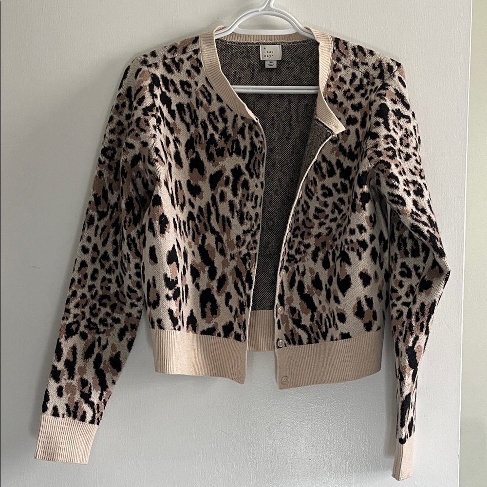 Leopard print cardigan